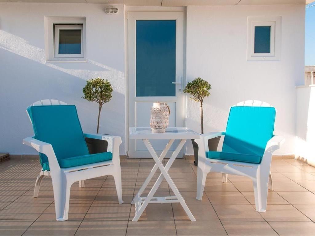 Konstantinou - Smart & Roof Terrace Apartamento *